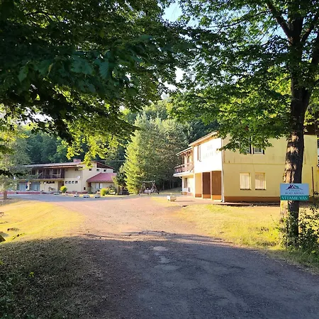 Private In A Private With Privacy Hotel *